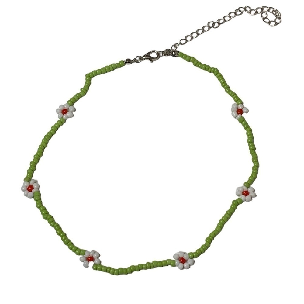 Beaded flower necklace
